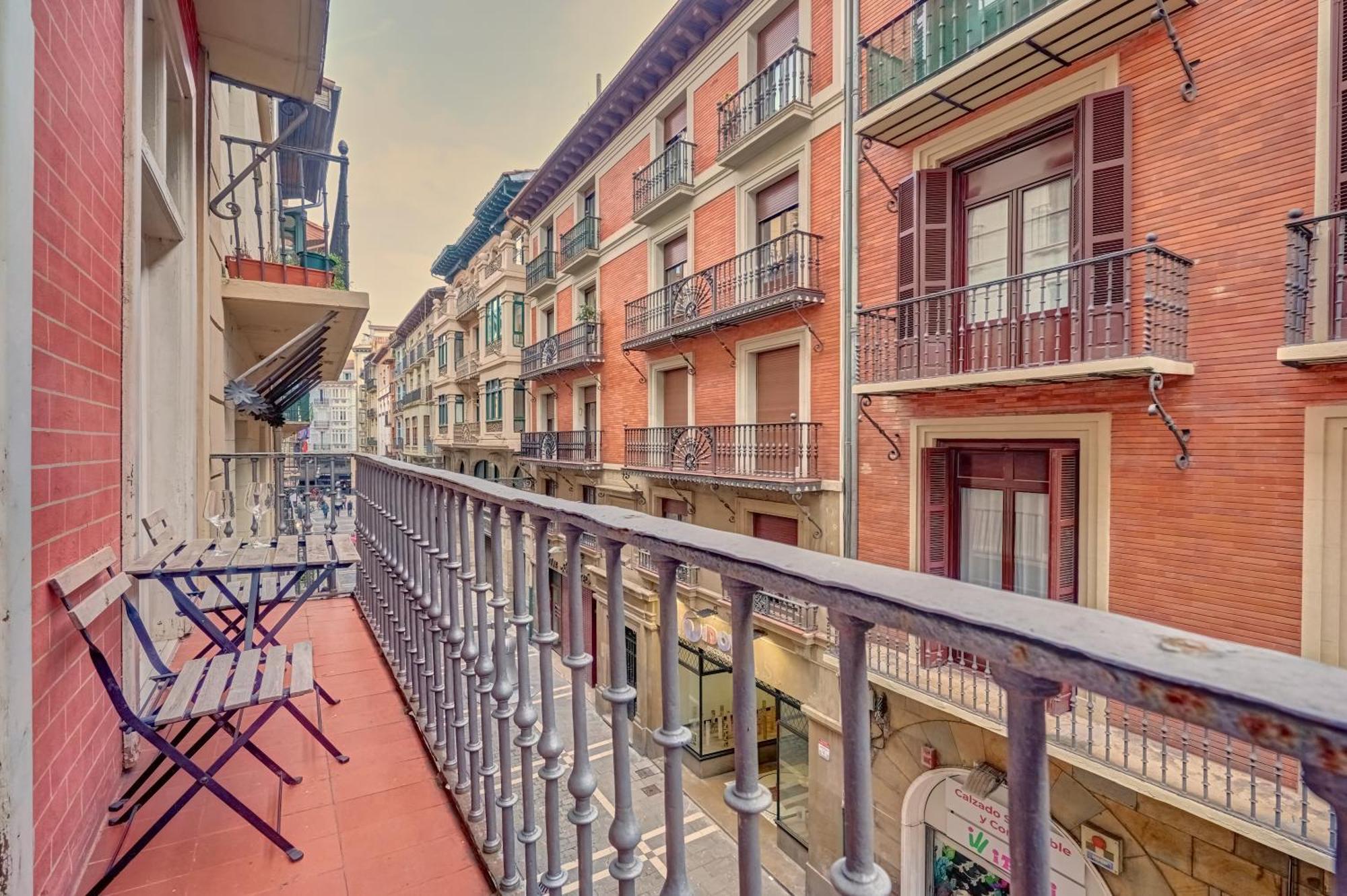 Heart Of Pamplona Apartments III By Clabao Buitenkant foto